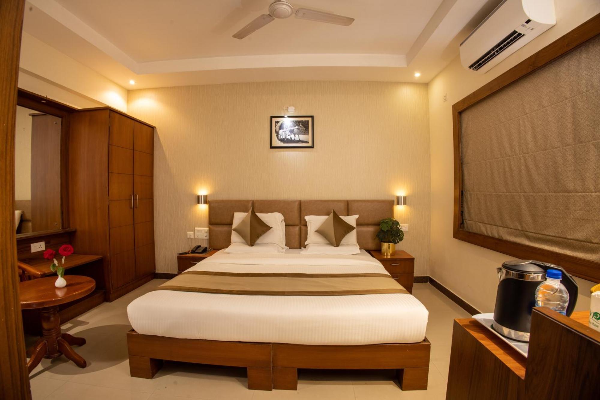 Metro Plaza Hotel By Rak Rooms, Mangaluru Екстериор снимка