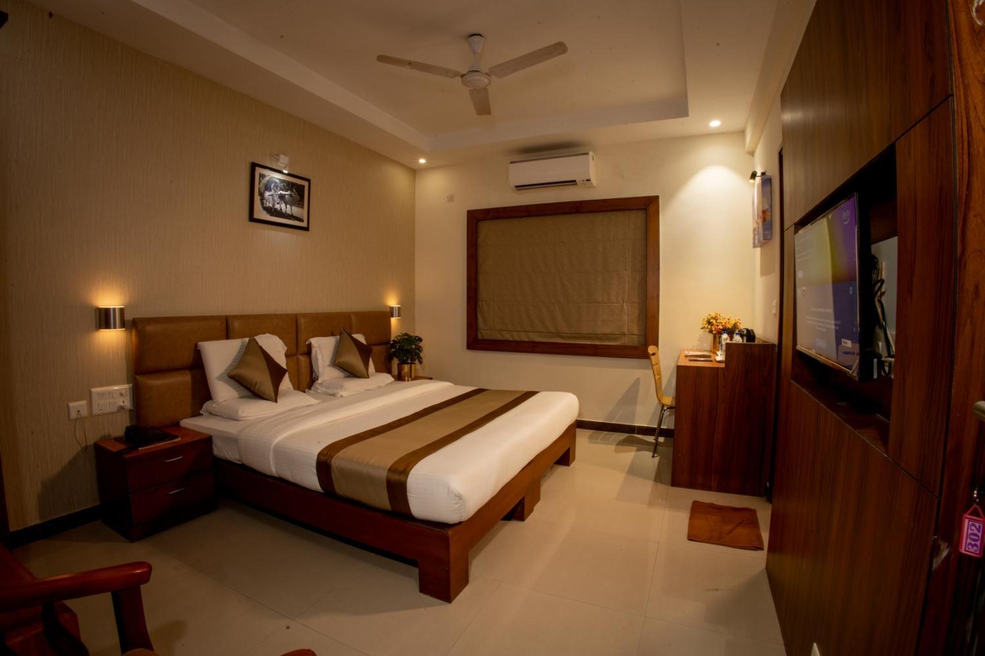 Metro Plaza Hotel By Rak Rooms, Mangaluru Екстериор снимка