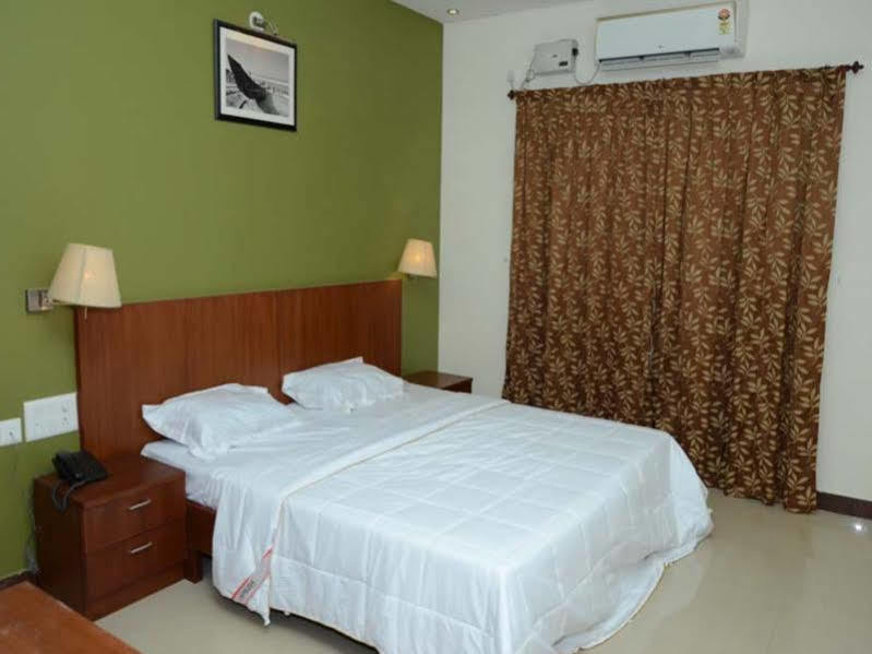 Metro Plaza Hotel By Rak Rooms, Mangaluru Екстериор снимка